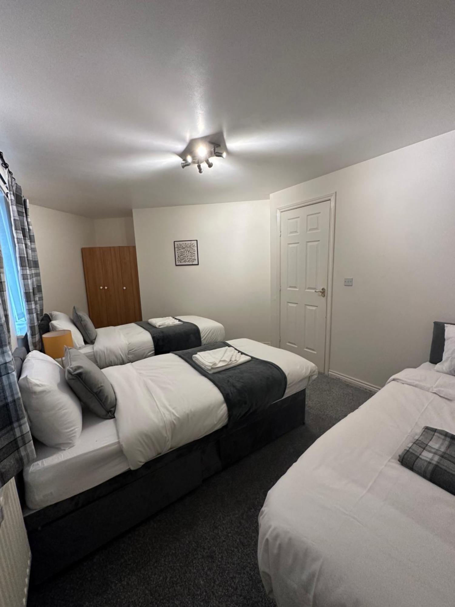 City Airport Apartment Wythenshawe Exterior photo