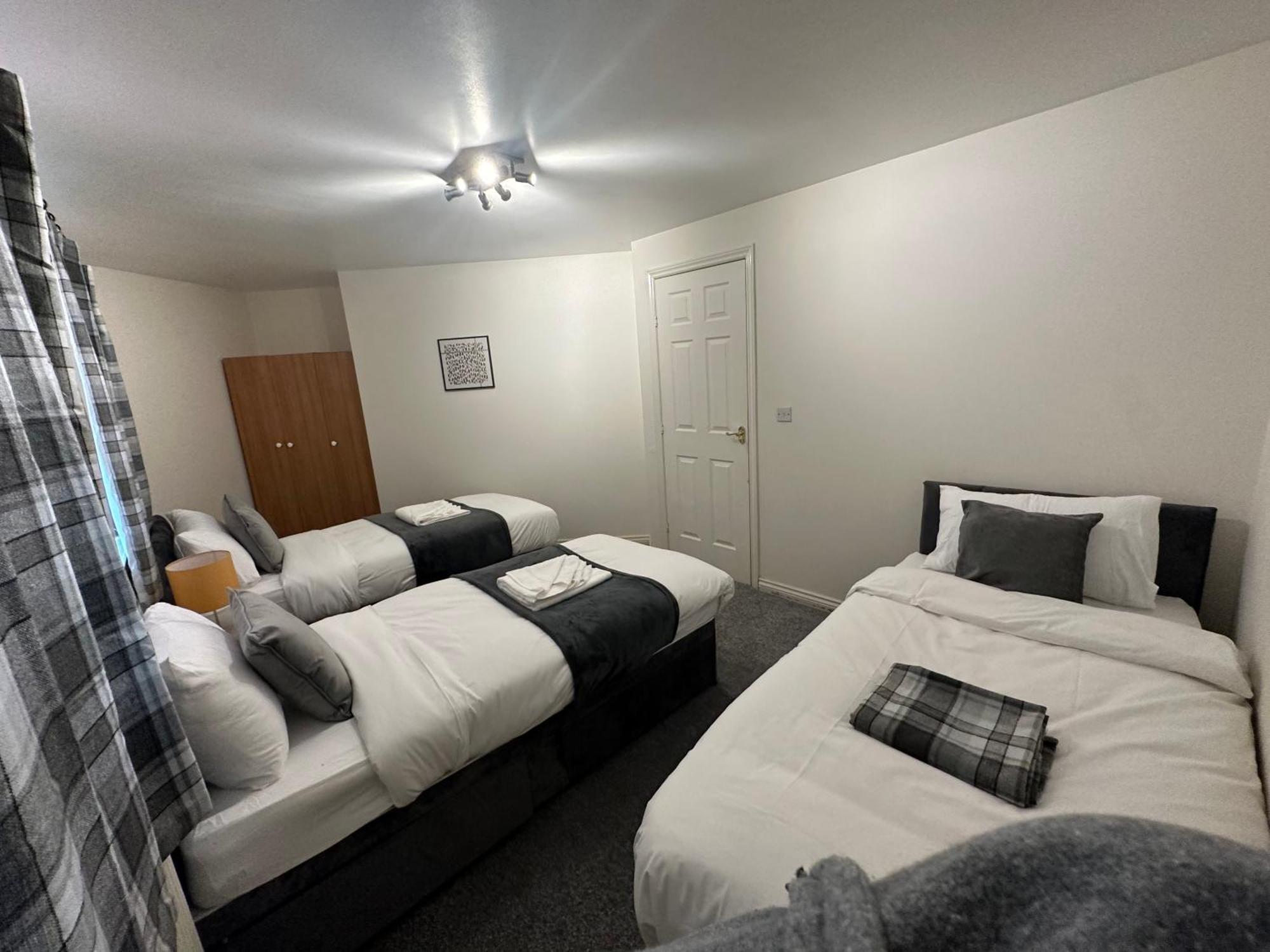 City Airport Apartment Wythenshawe Exterior photo